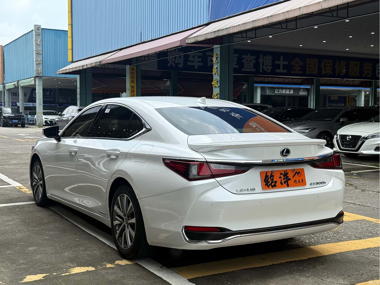 Lexus ES, 2019 6