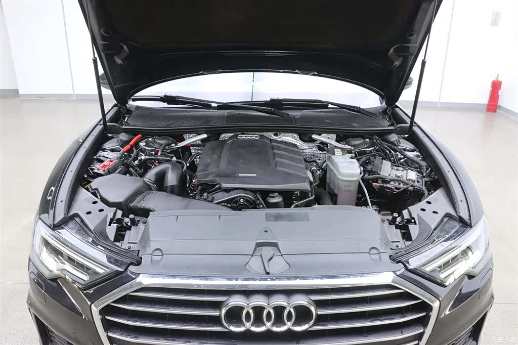 Audi A6L, 2020 10