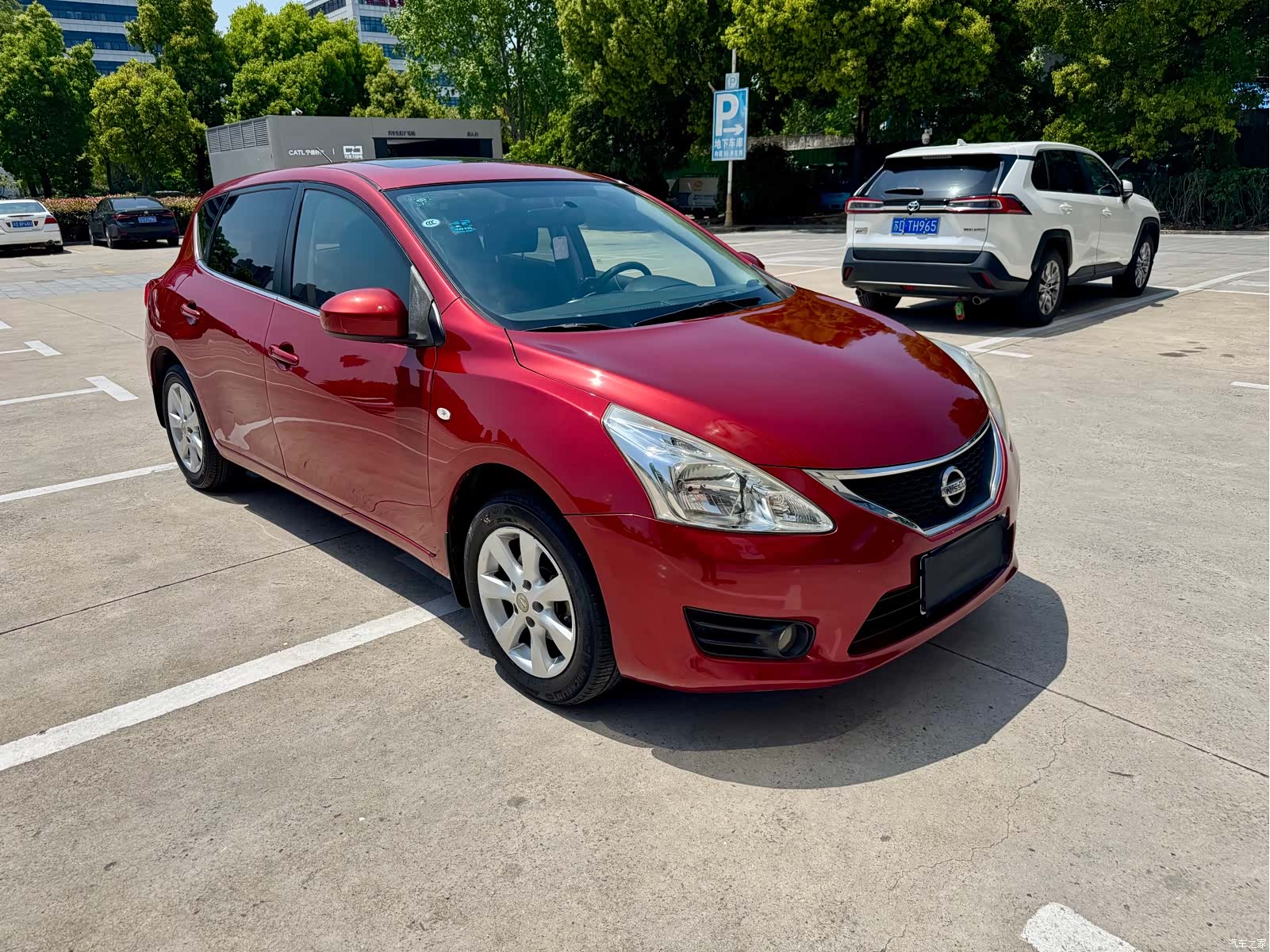Nissan Tiida, 2012 3