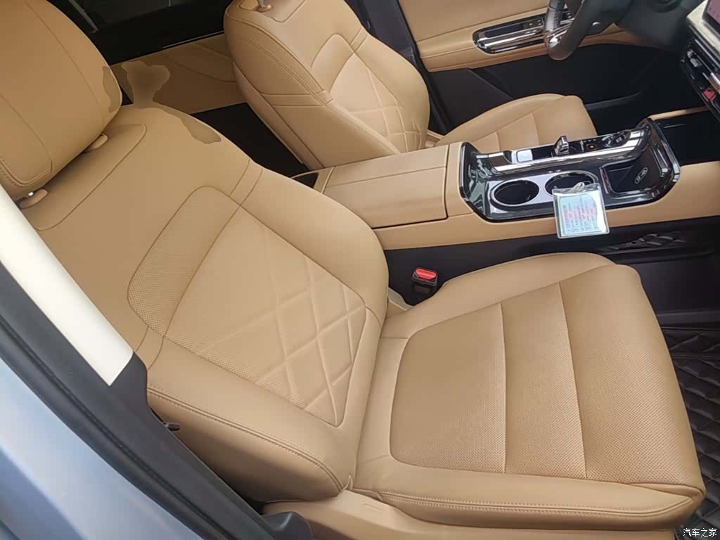 Trumpchi E8, 2024 16
