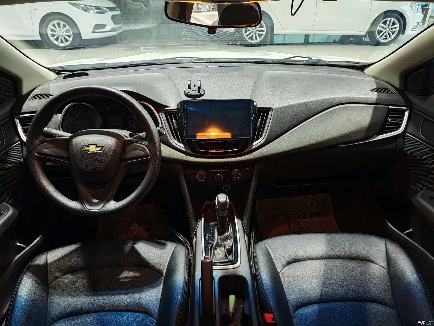 Chevrolet 320, 2018 все фото