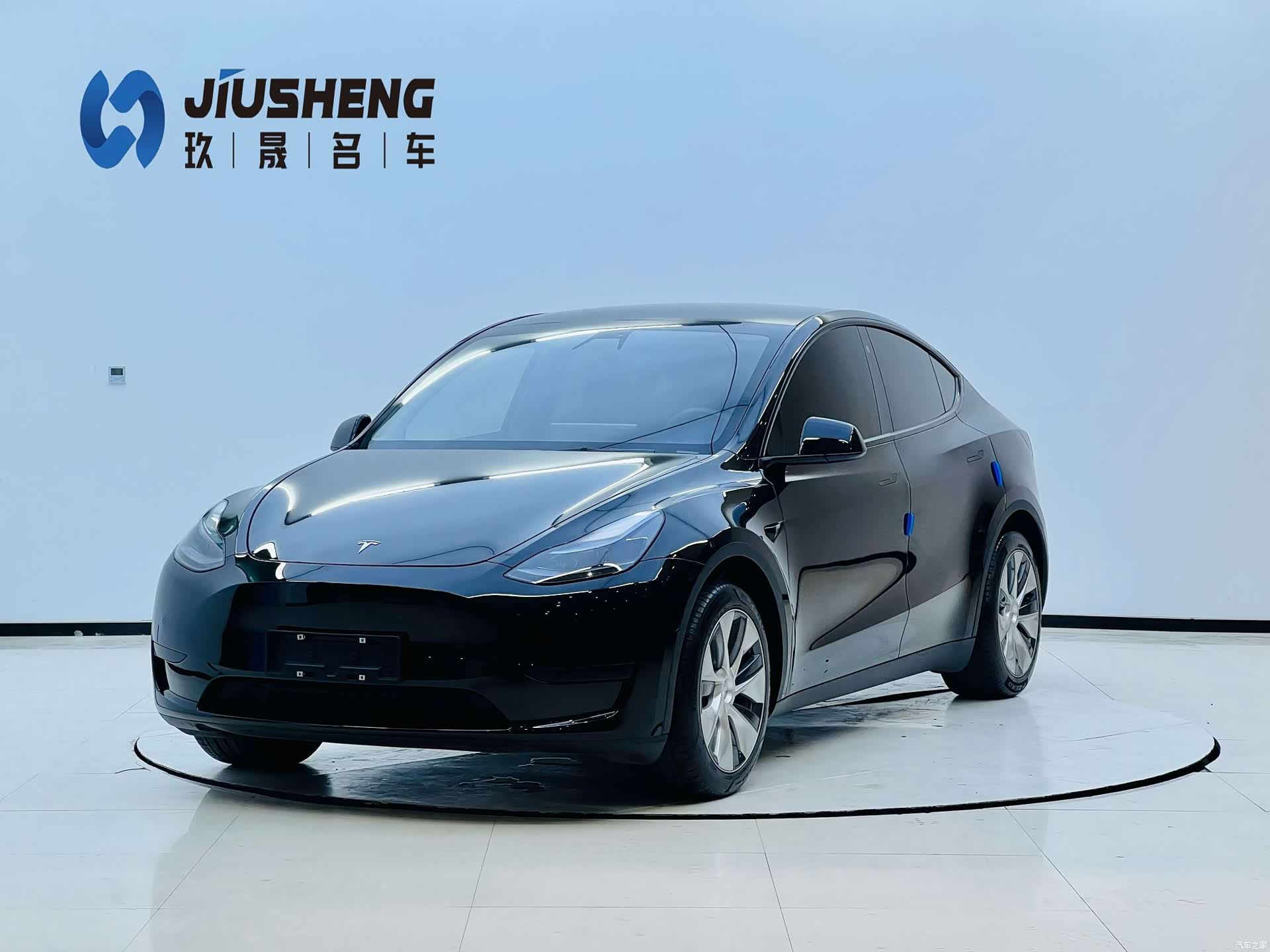 Tesla Model Y, 2023 2