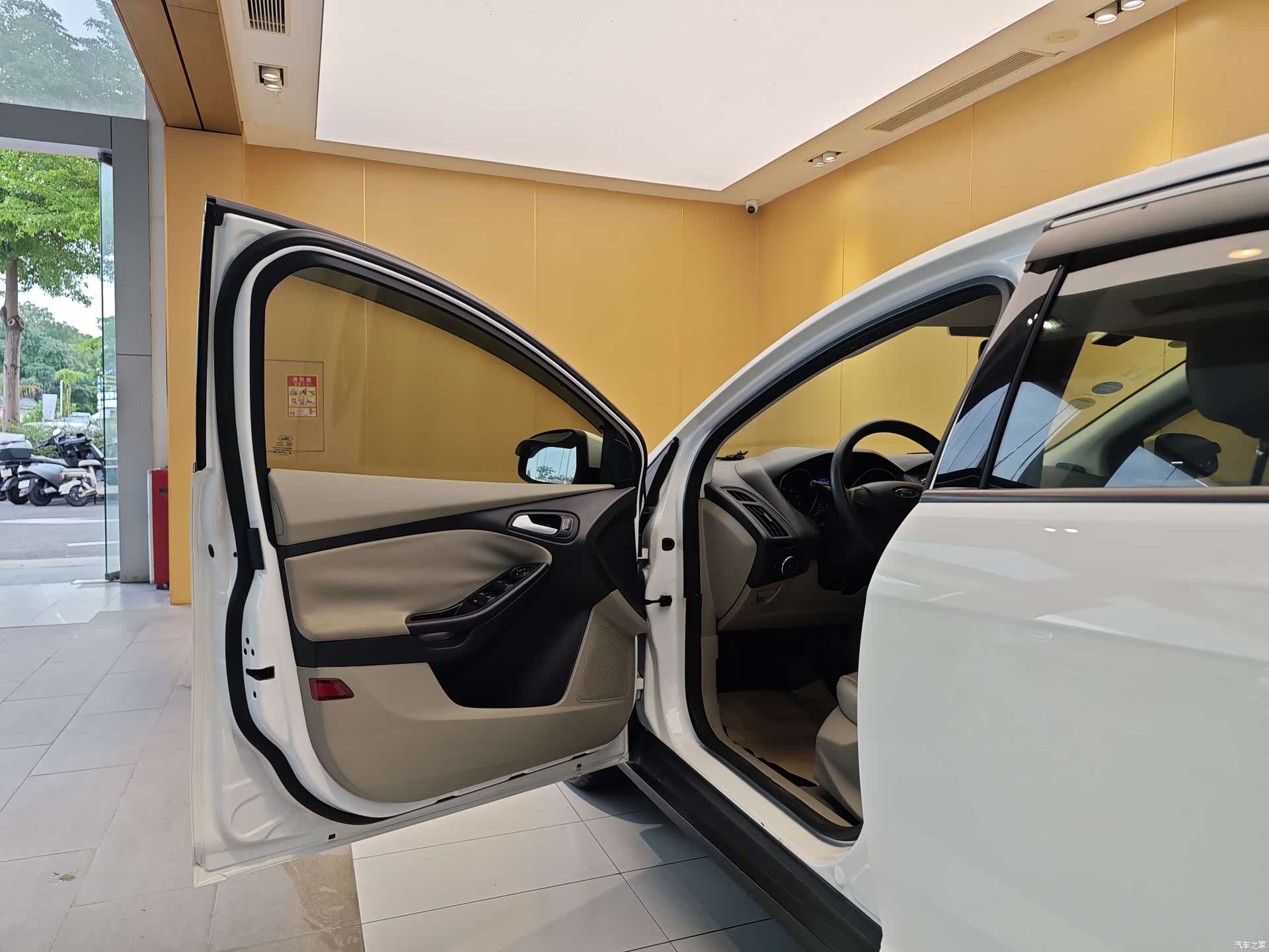 Ford Focus, 2016 7