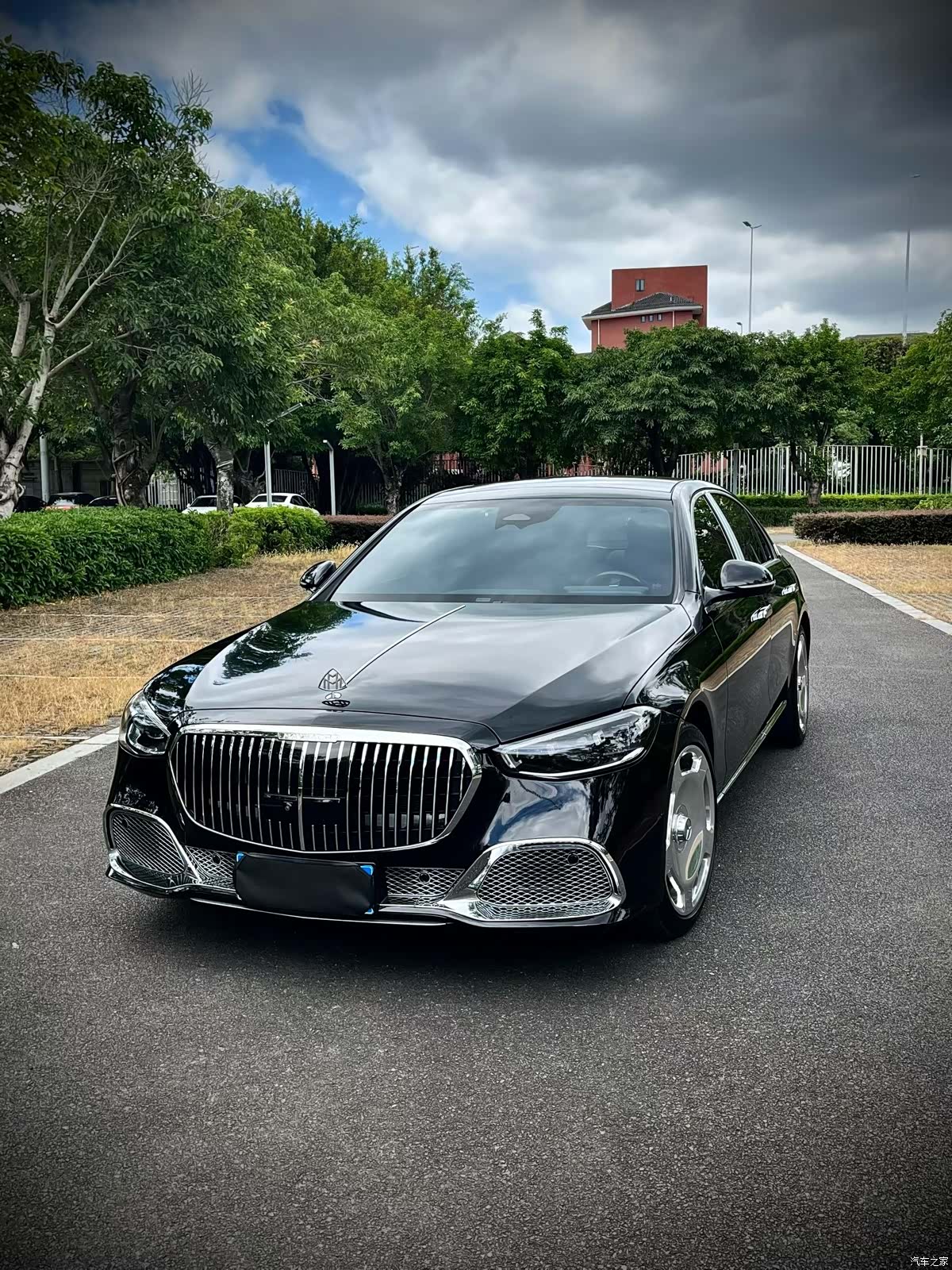 Mercedes-Benz S-Class, 2024 13