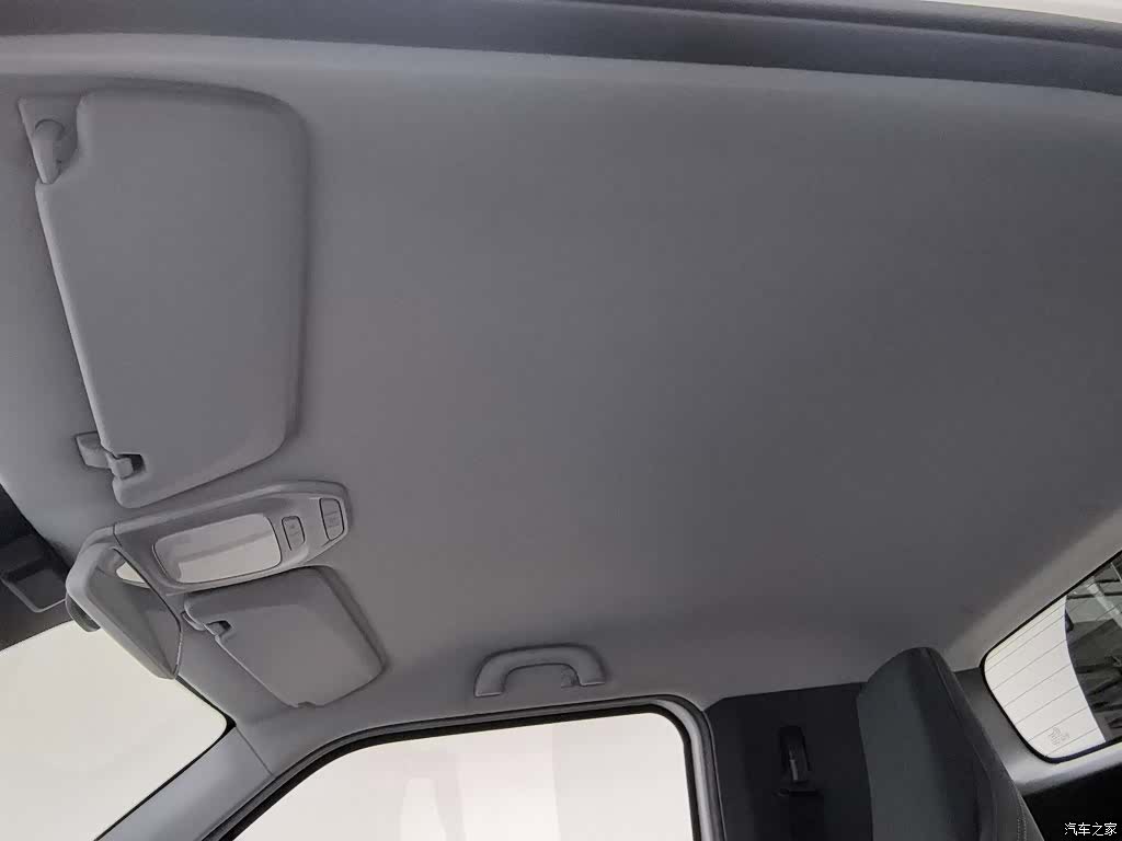 Wuling NanoEV, 2022 14