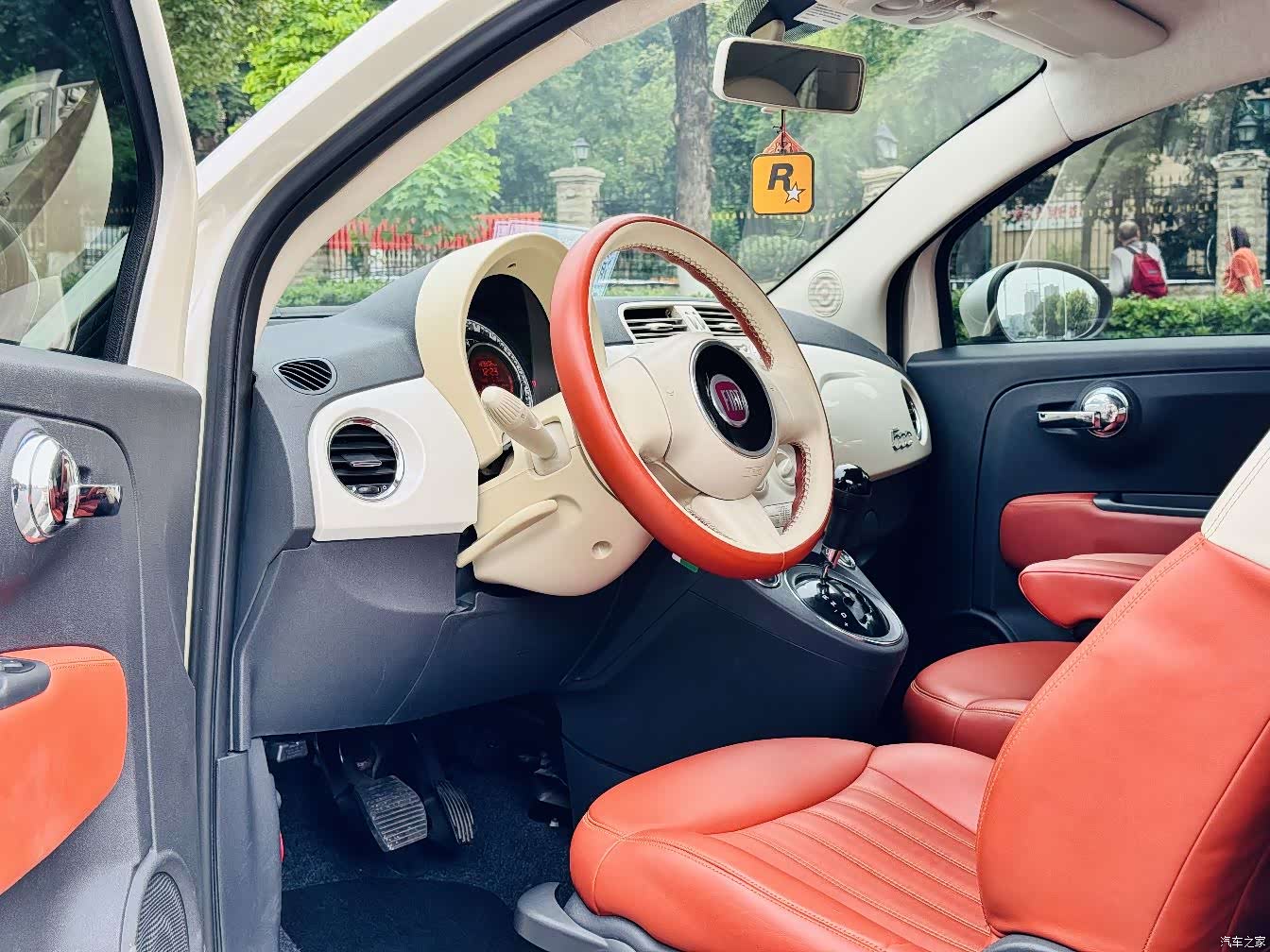 Fiat 500, 2012 все фото