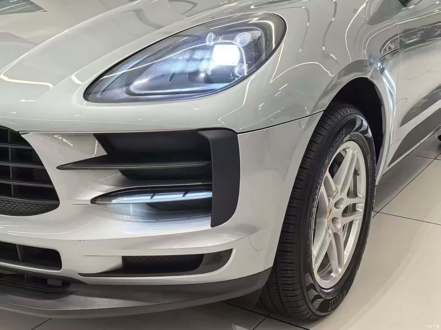 Porsche Macan, 2019 3