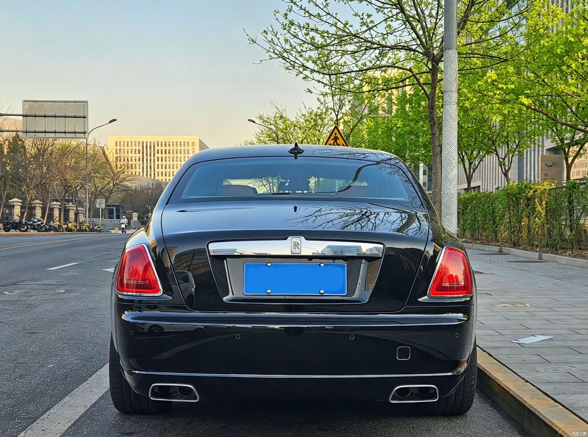 Rolls-Royce Ghost, 2014 все фото