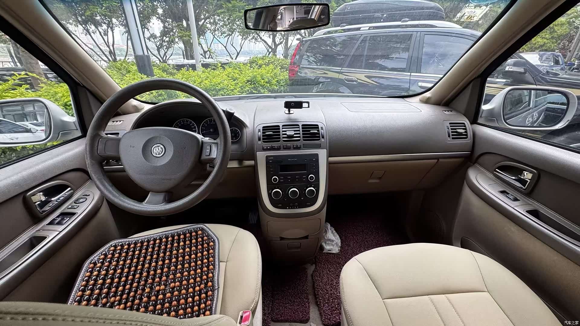 Buick GL8, 2015 9