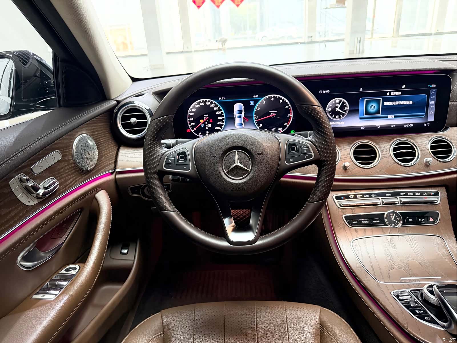 Mercedes-Benz E-Class, 2018 12