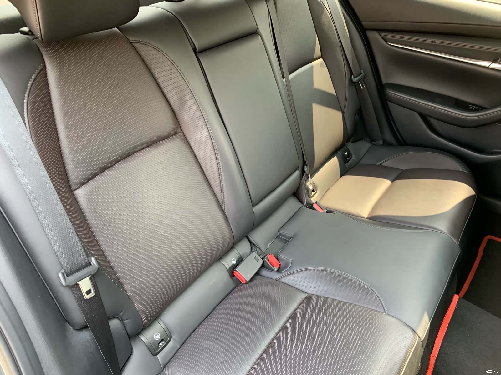 Mazda Mazda3, 2021 28