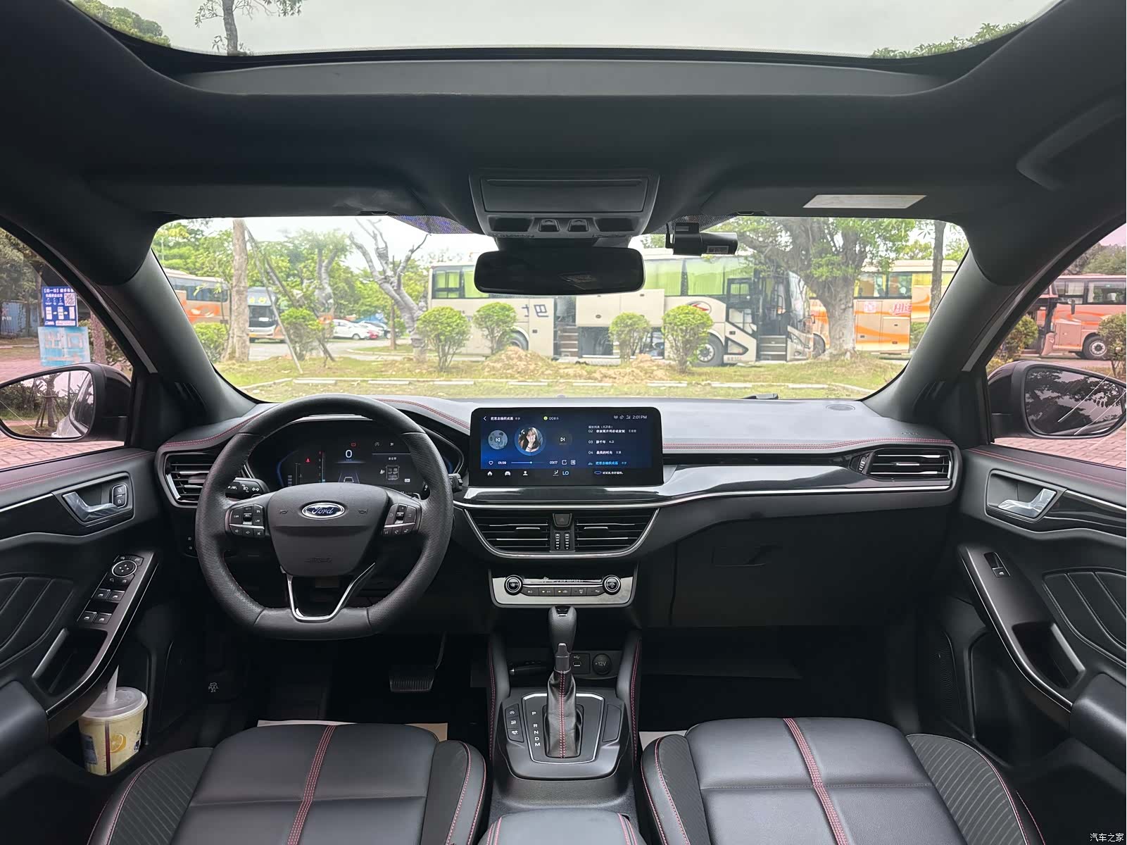 Ford Focus, 2022 19