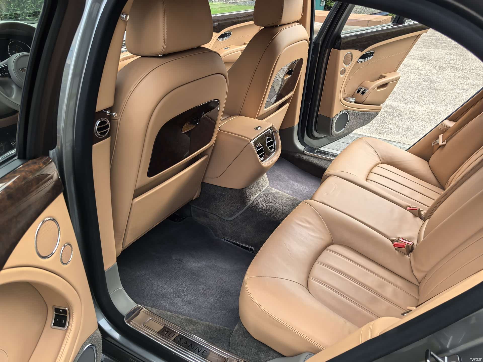 Bentley Mulsanne, 2015 34