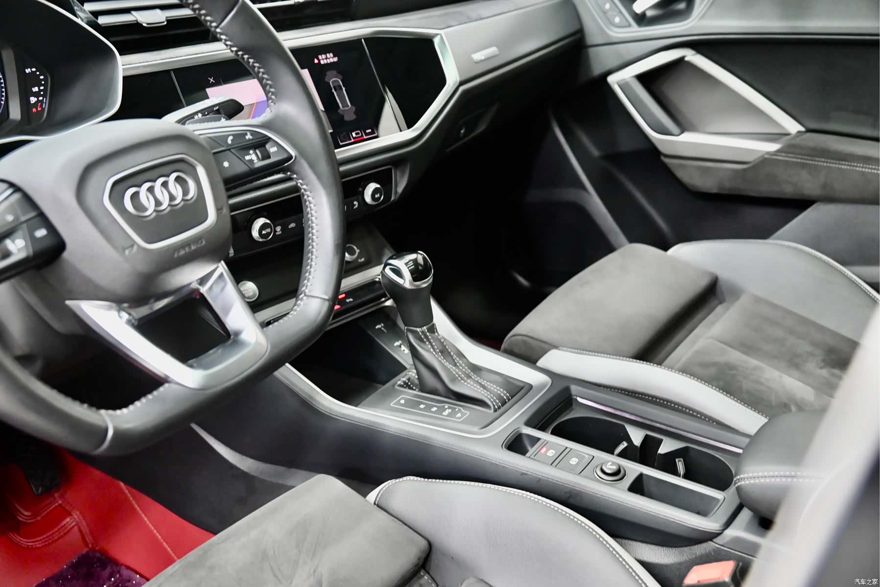 Audi Q3, 2019 16