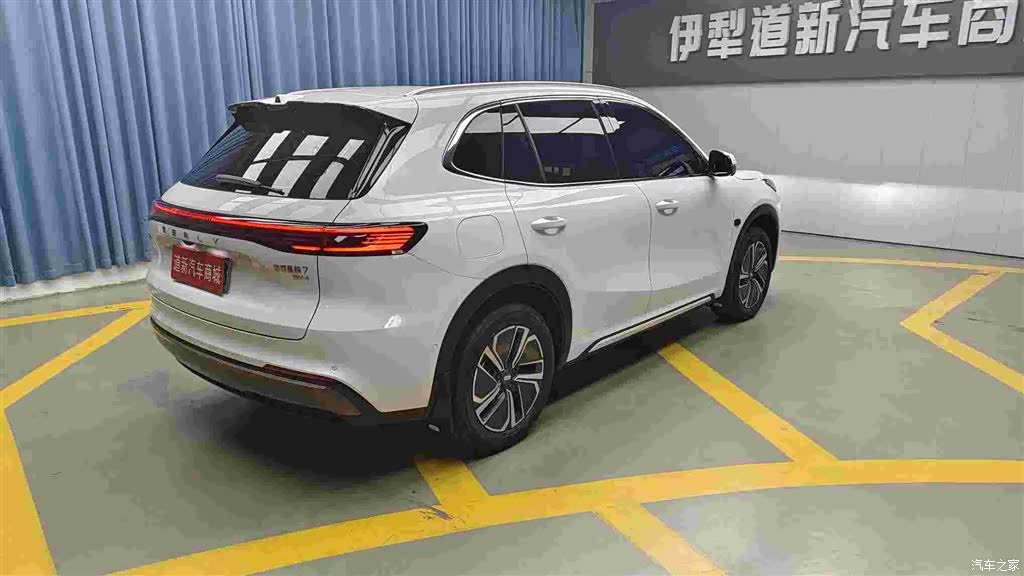 Geely 7, 2026 4