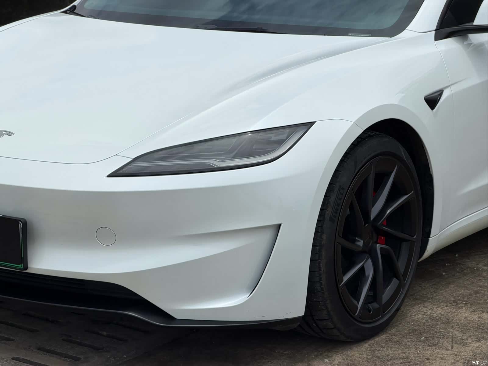Tesla Model 3, 2024 все фото