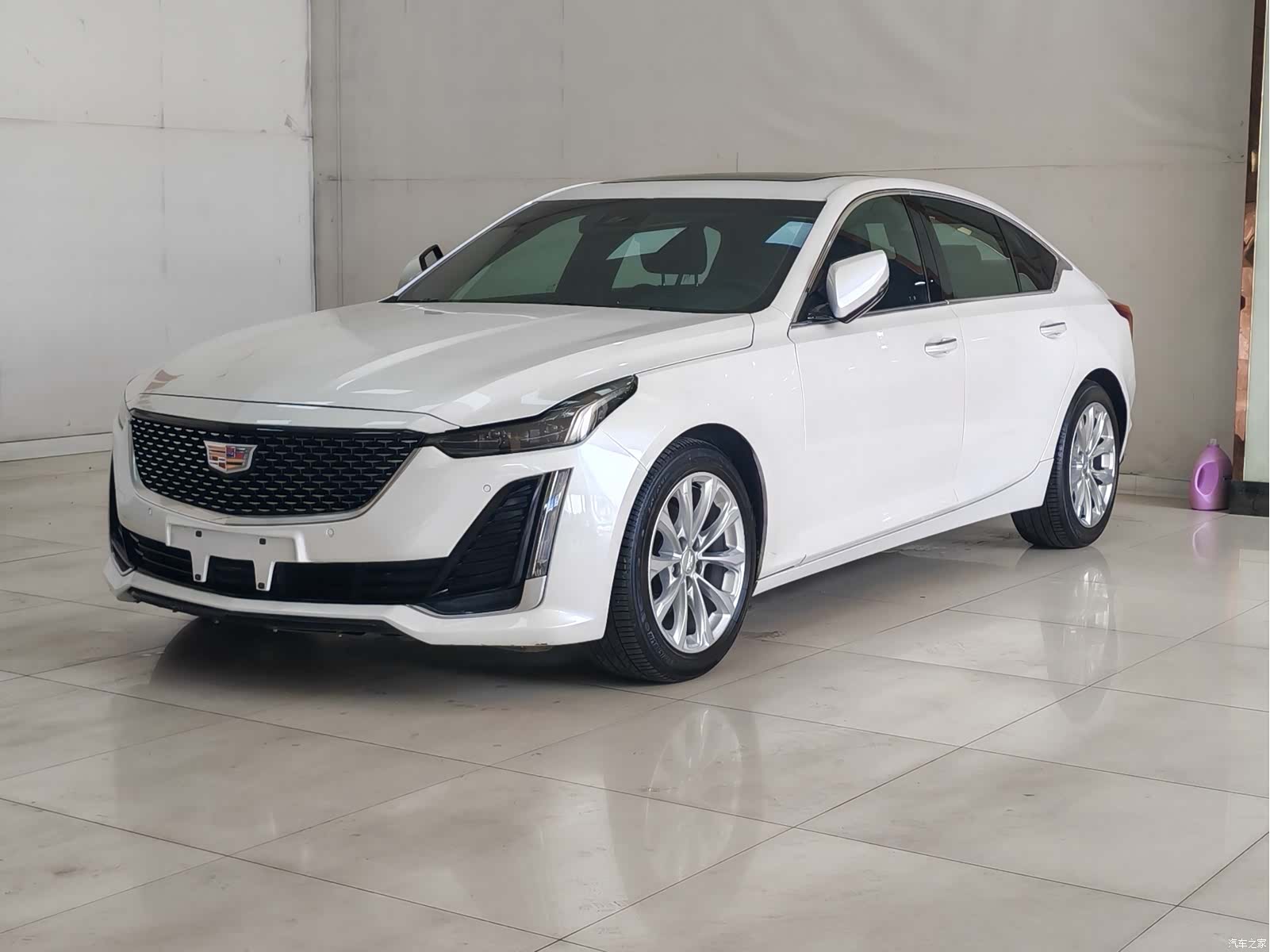 Cadillac CT5, 2024 1