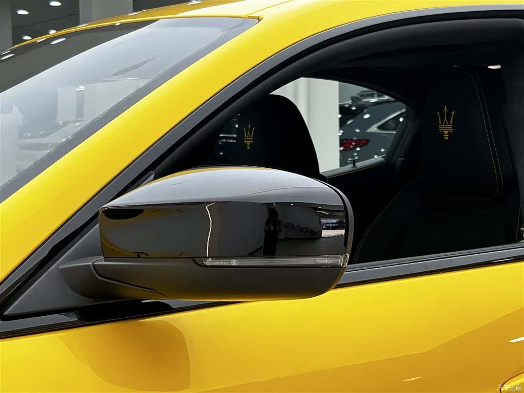 Maserati Ghibli, 2024 13