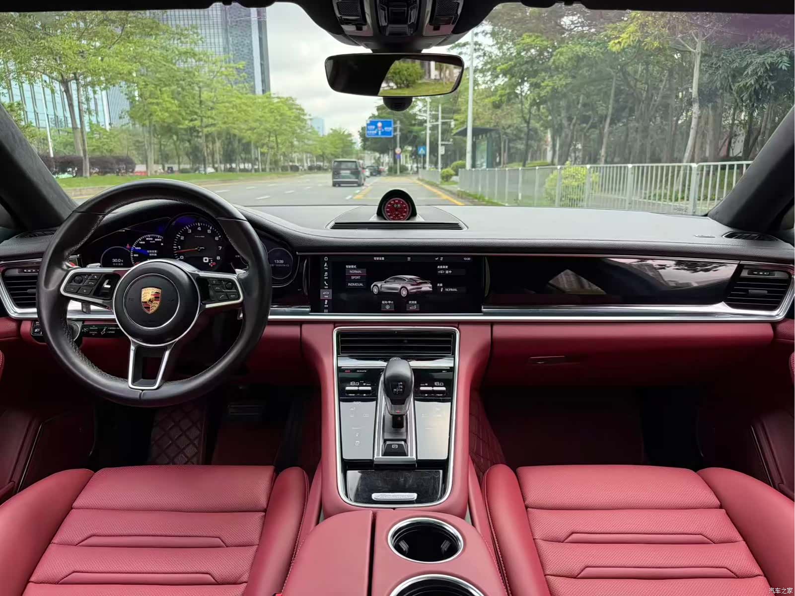 Porsche Panamera, 2018 6