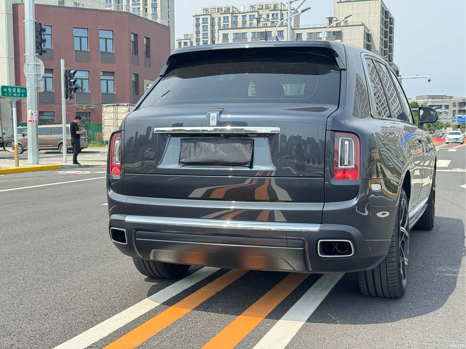 Rolls-Royce Cullinan, 2019 все фото