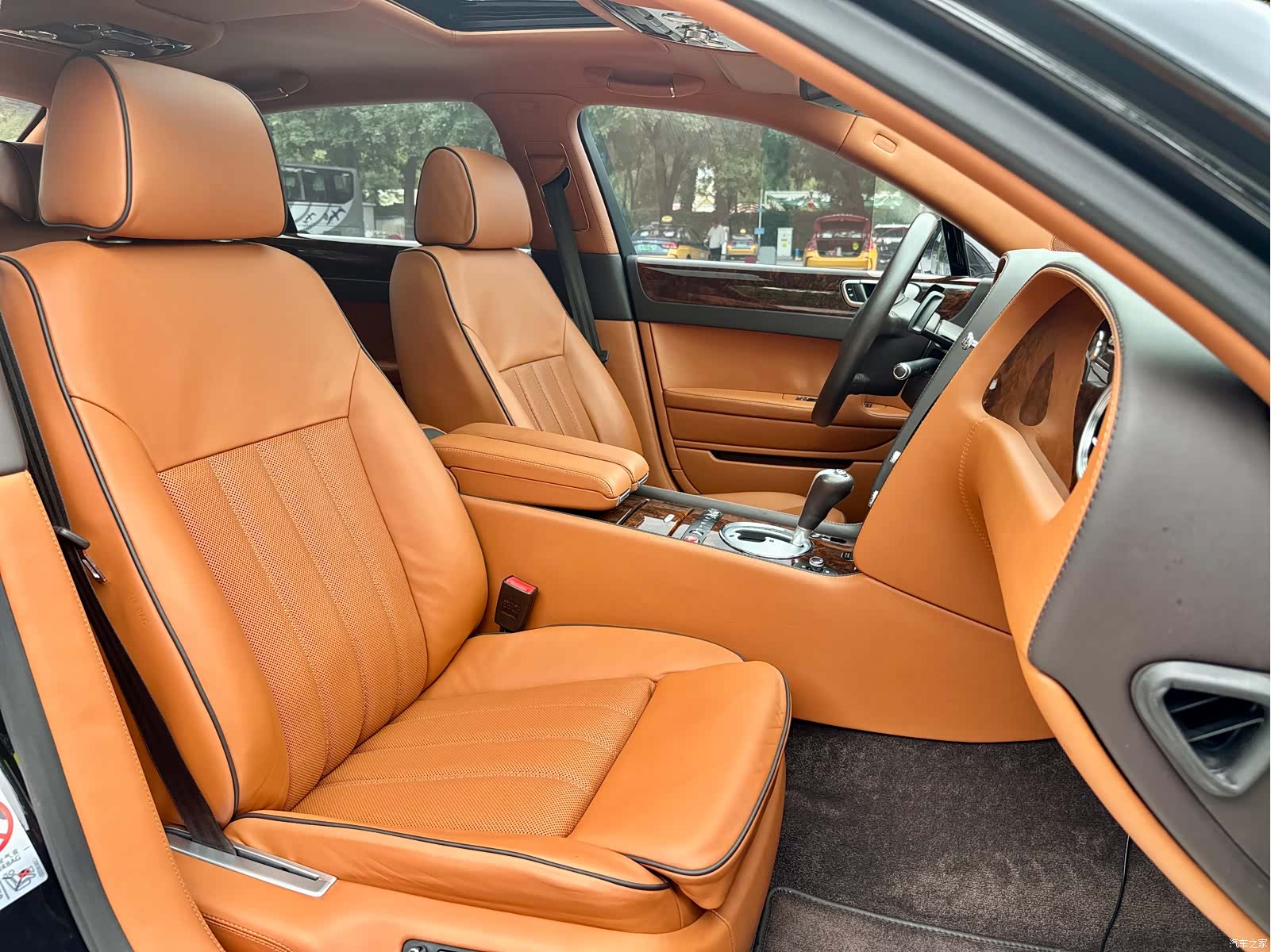 Bentley Flying Spur, 2012 50
