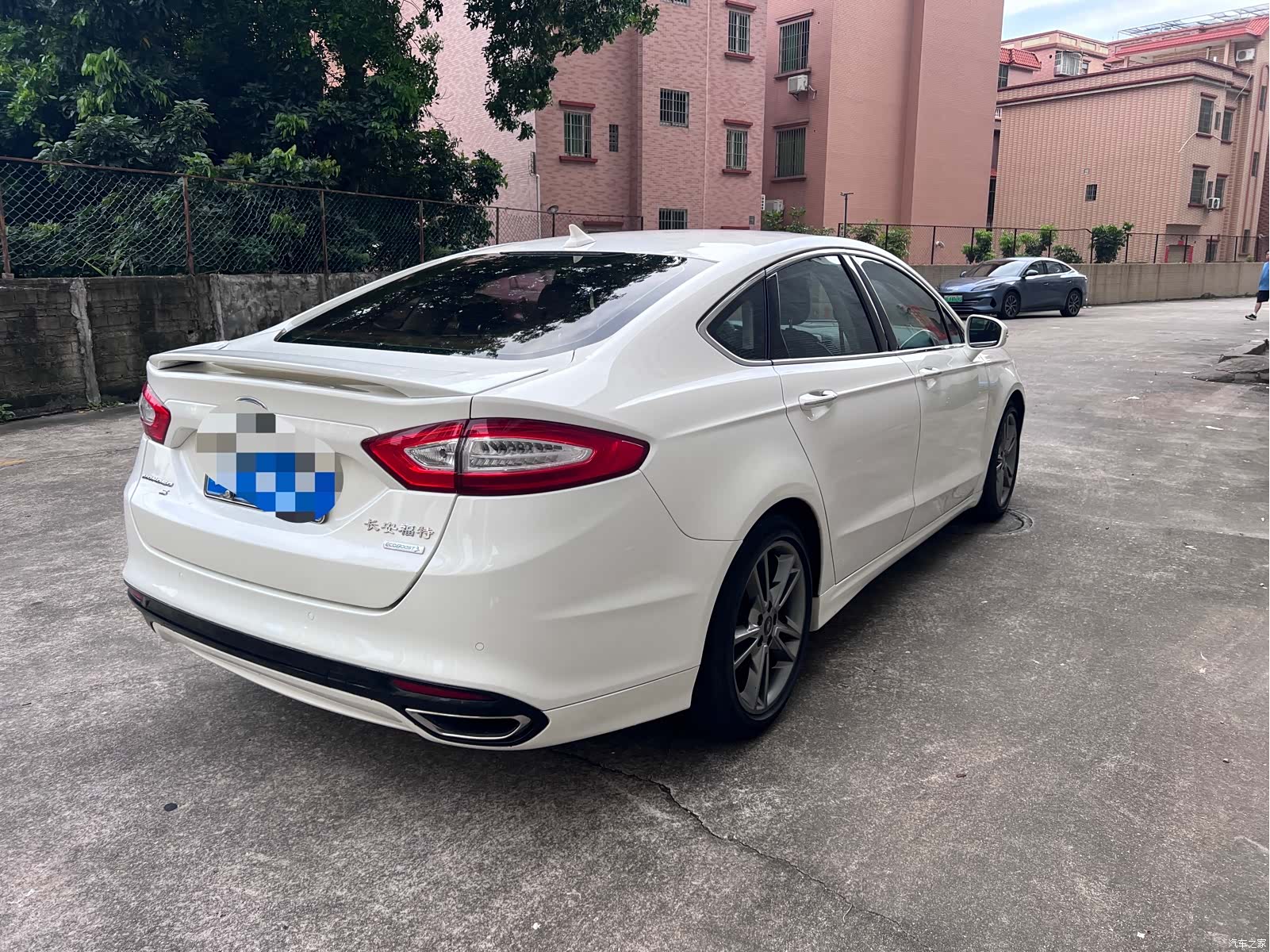 Ford Mondeo, 2015 6