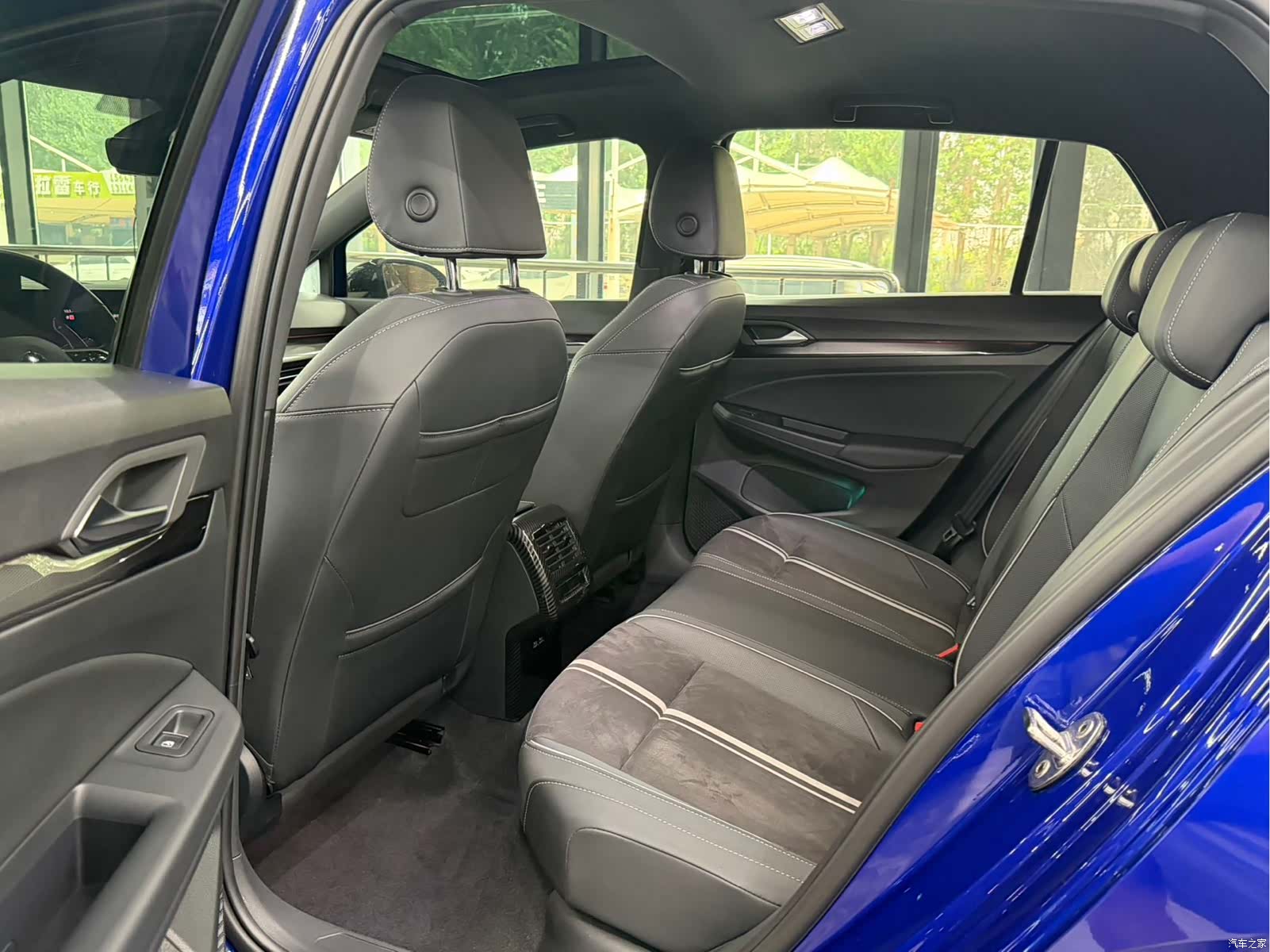 Volkswagen Golf, 2023 8
