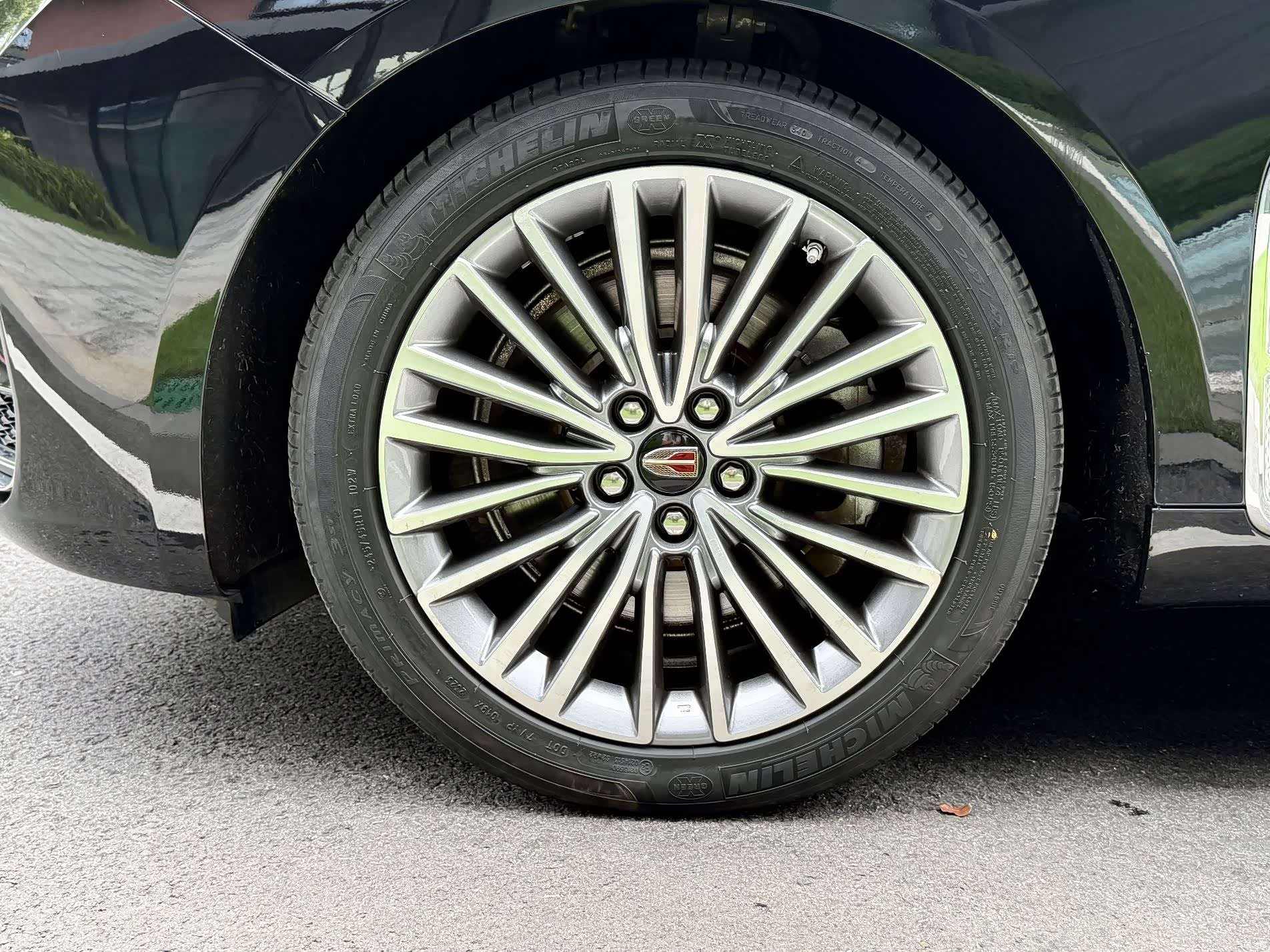 Hongqi H9, 2023 8