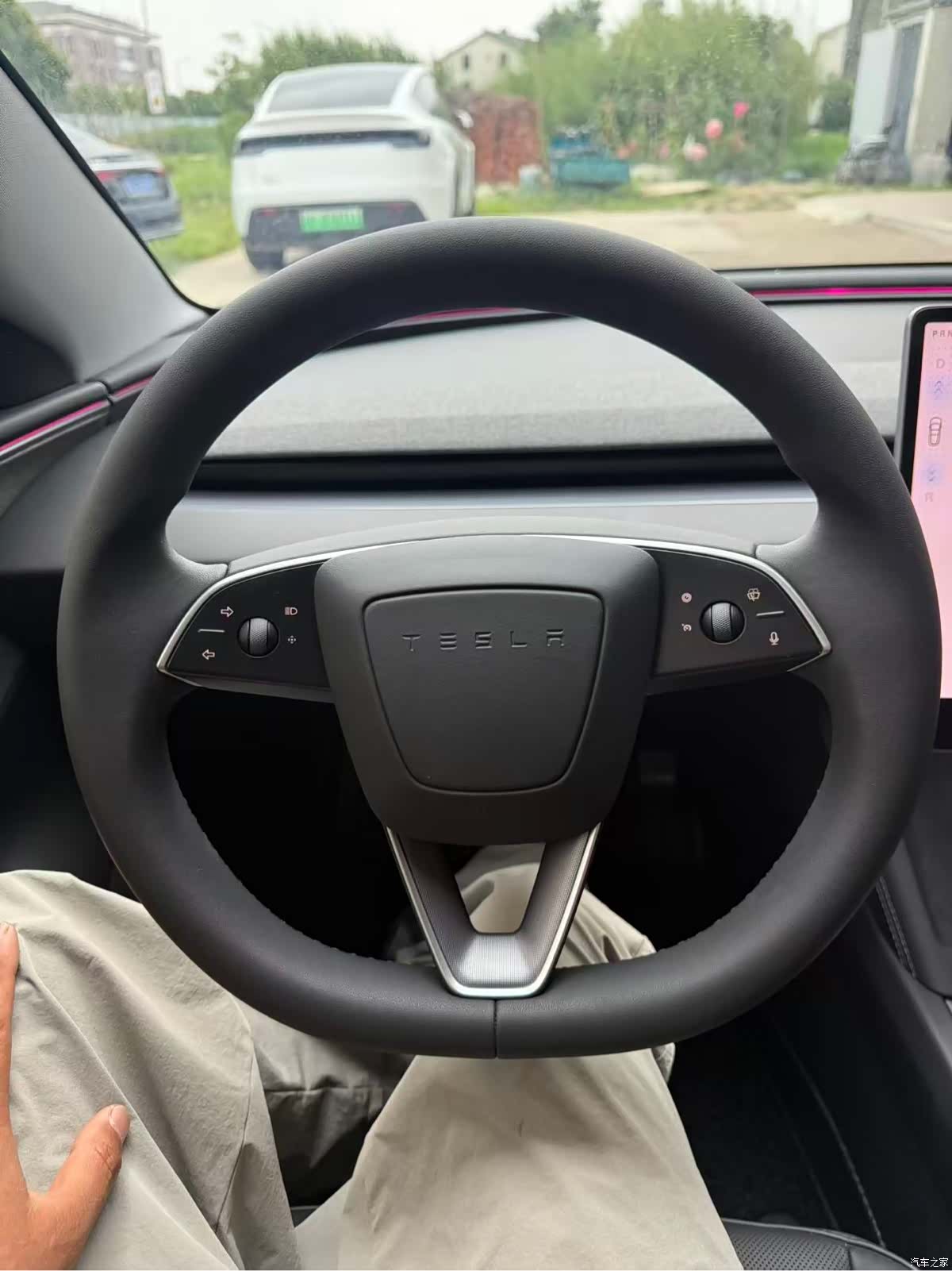 Tesla Model 3, 2025 12