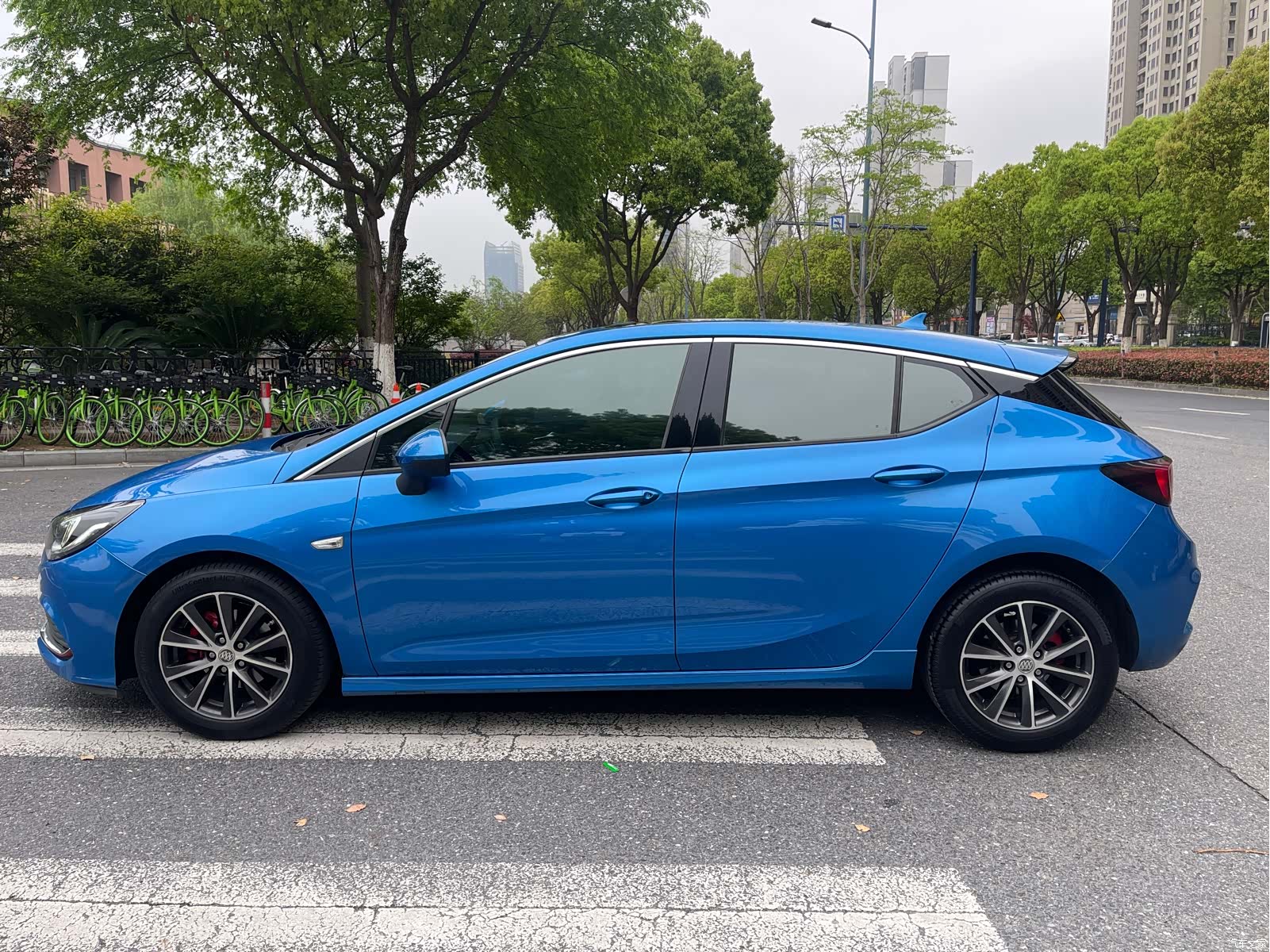 Buick Verano, 2016 11