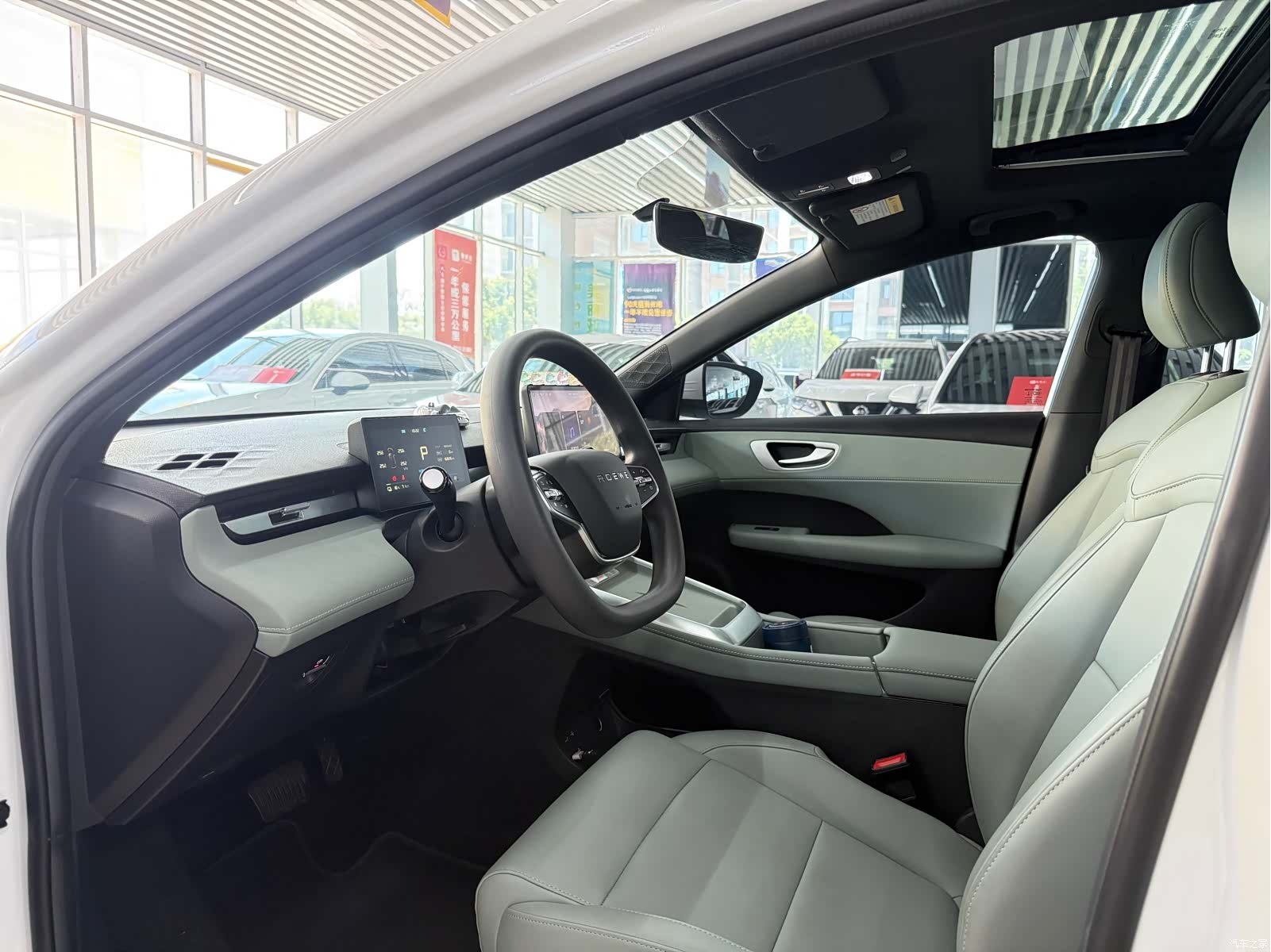 Roewe D6, 2025 7