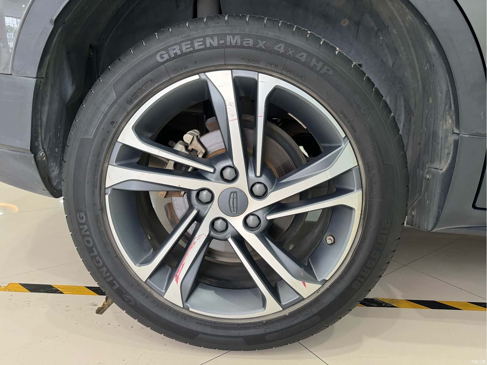 Geely Coolray, 2022 12