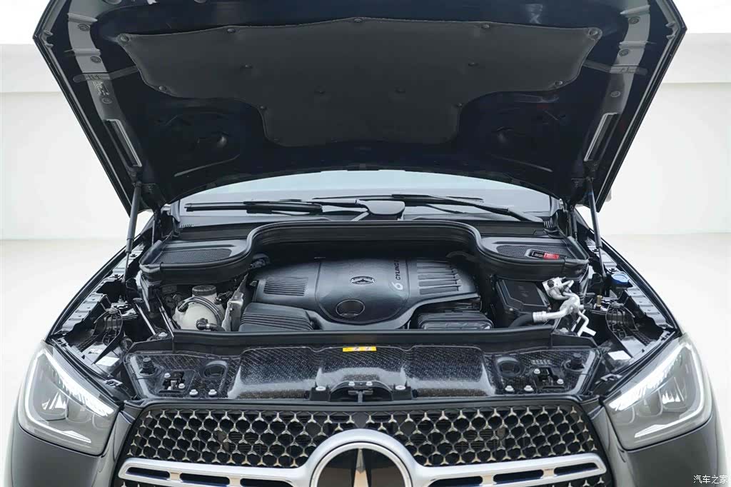 Mercedes-Benz GLE, 2023 7