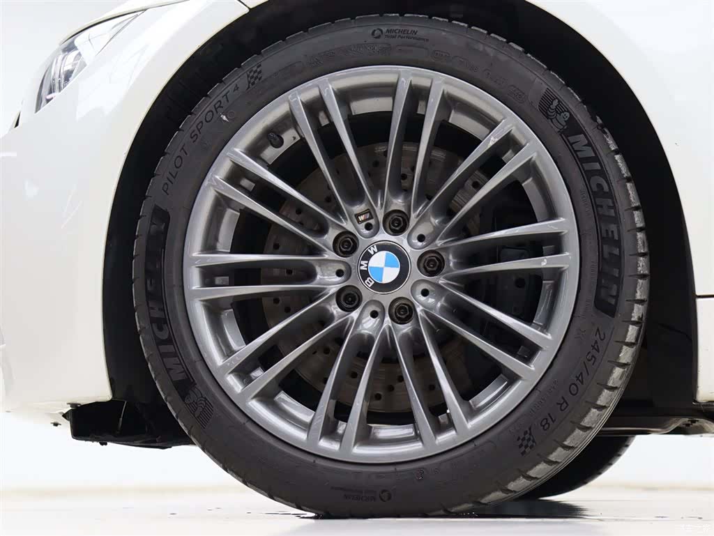 BMW M3, 2013 29