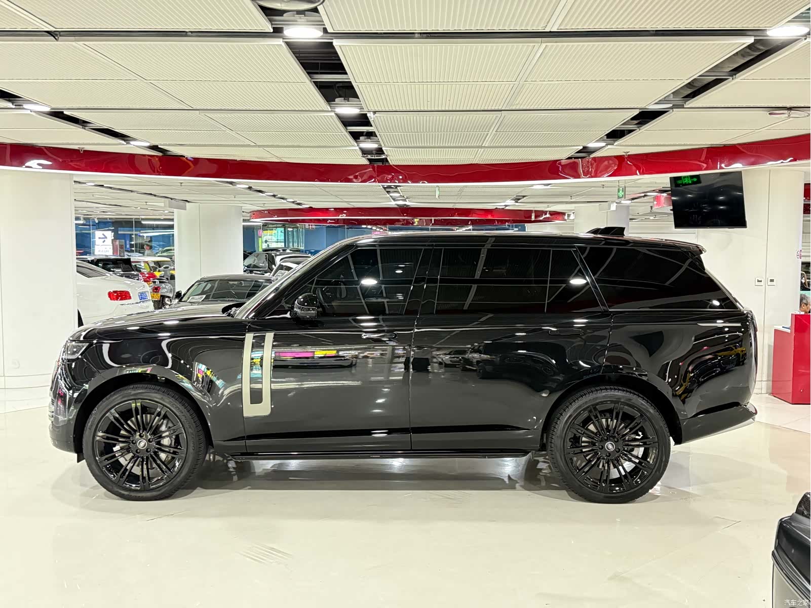 Land Rover Range Rover, 2025 все фото