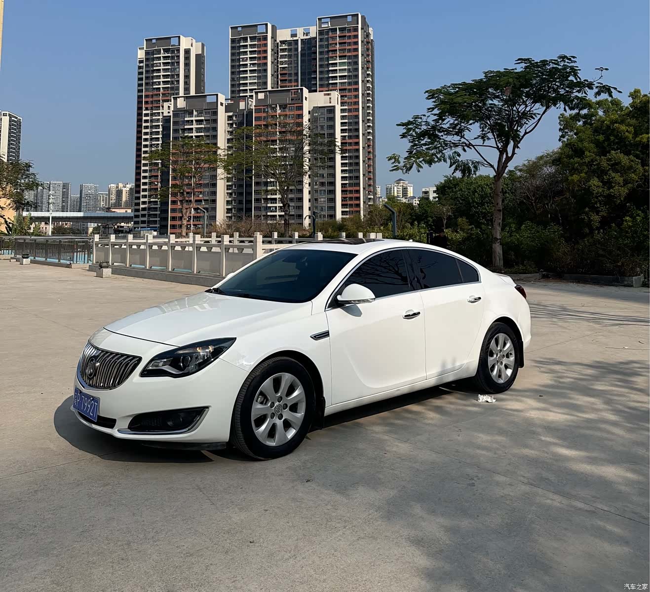 Buick Regal, 2015 1