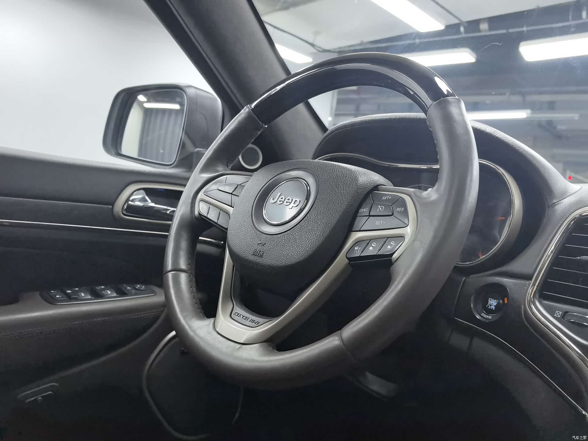 Jeep Grand Cherokee, 2015 9