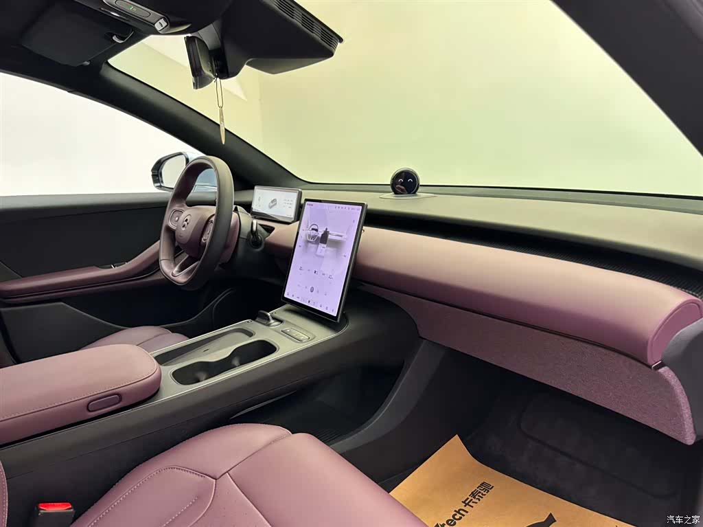 NIO ET5, 2024 11