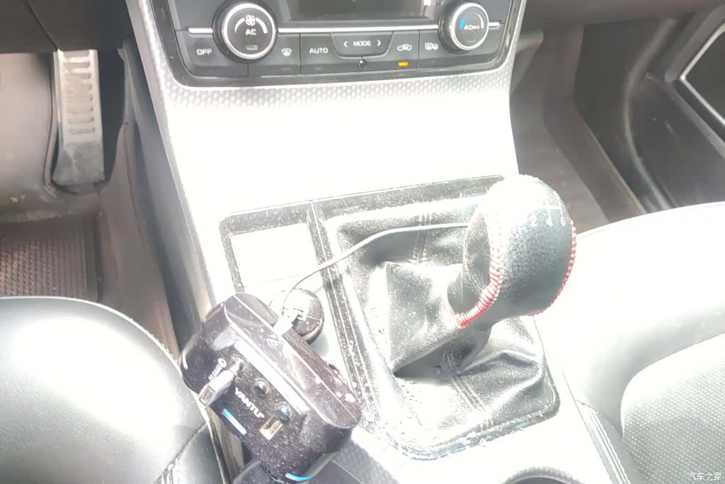 Geely Emgrand, 2018 16