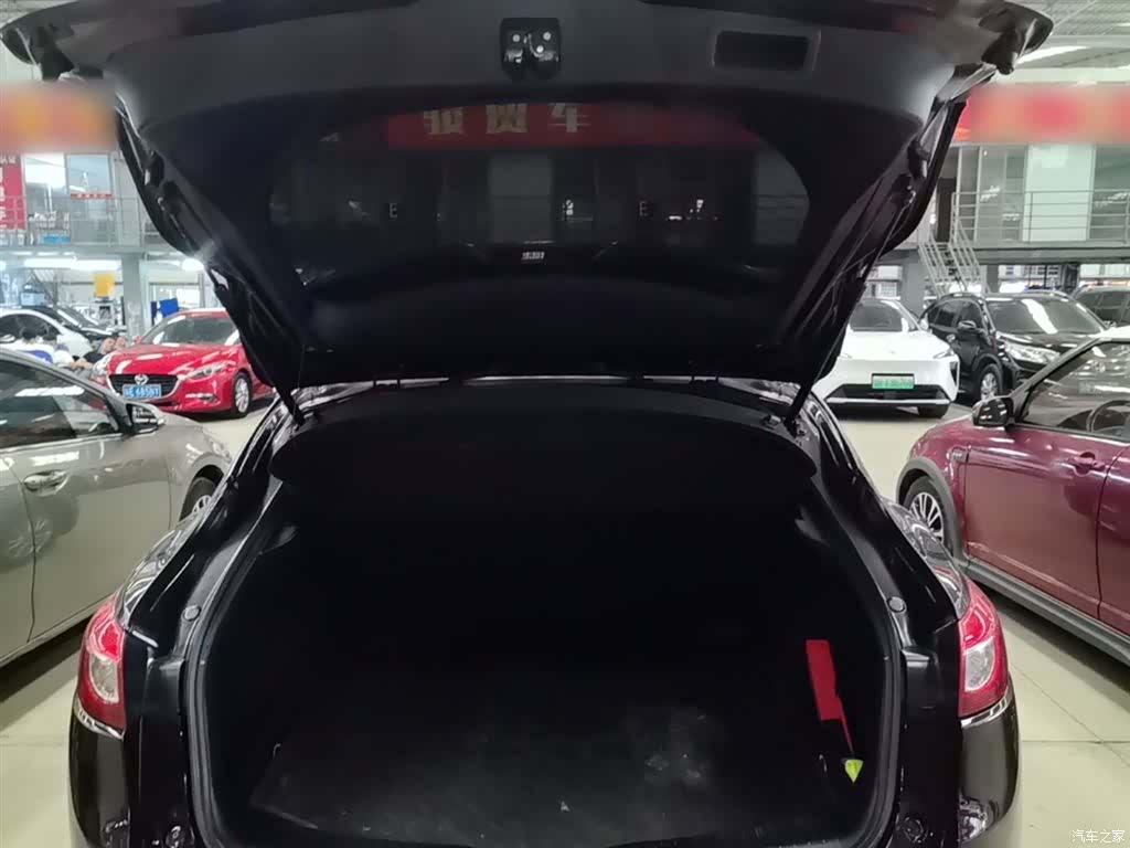 Mazda CX-4, 2019 19