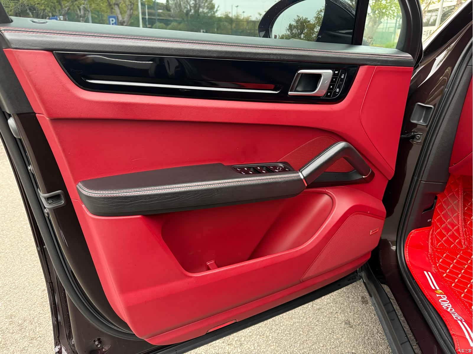 Porsche Cayenne, 2021 все фото