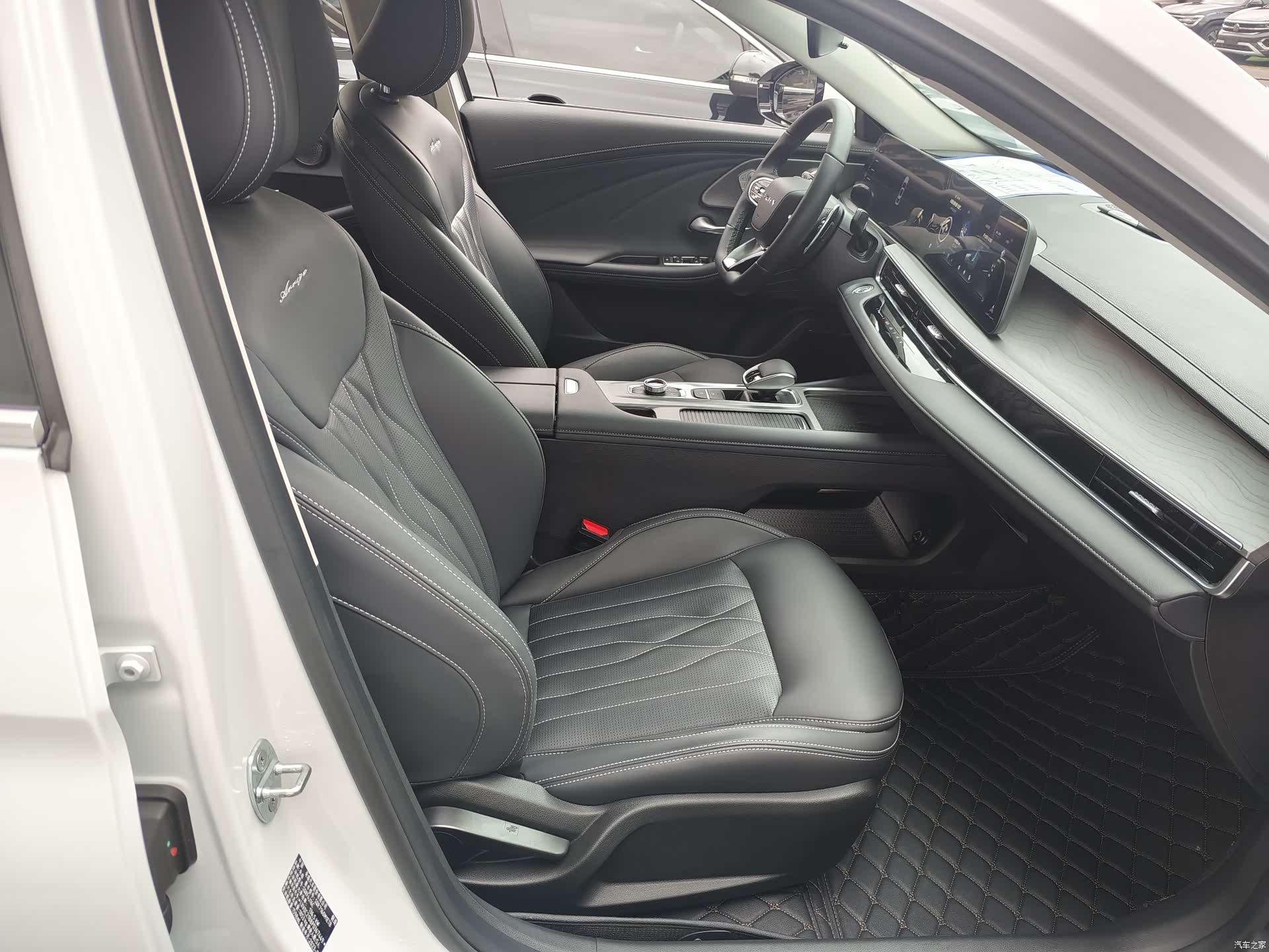Chery Arrizo 8, 2023 10