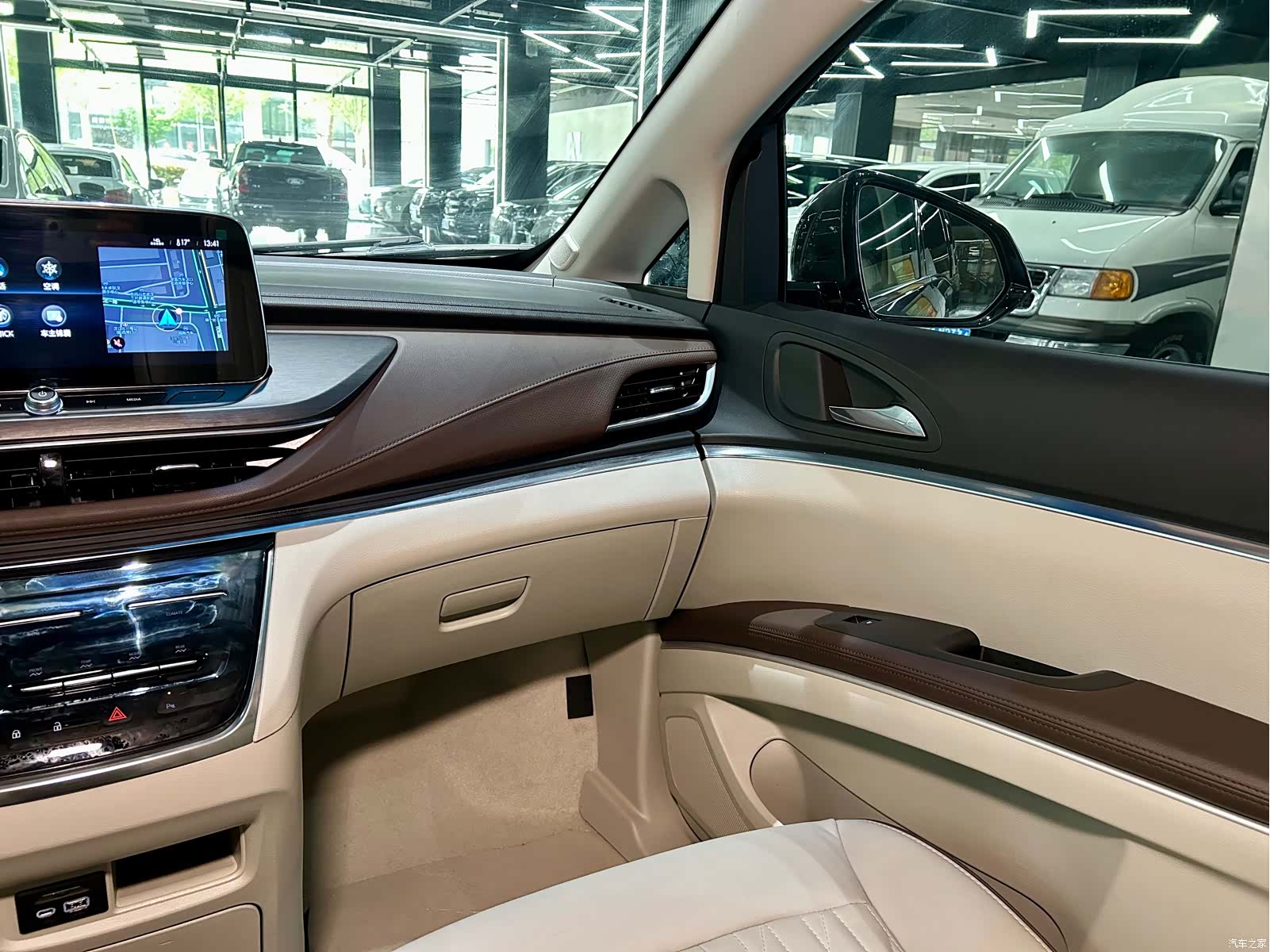 Buick GL8, 2022 27