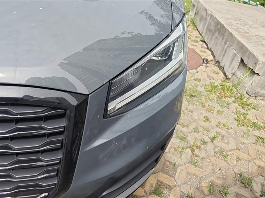 Audi Q2L Audi Q2L