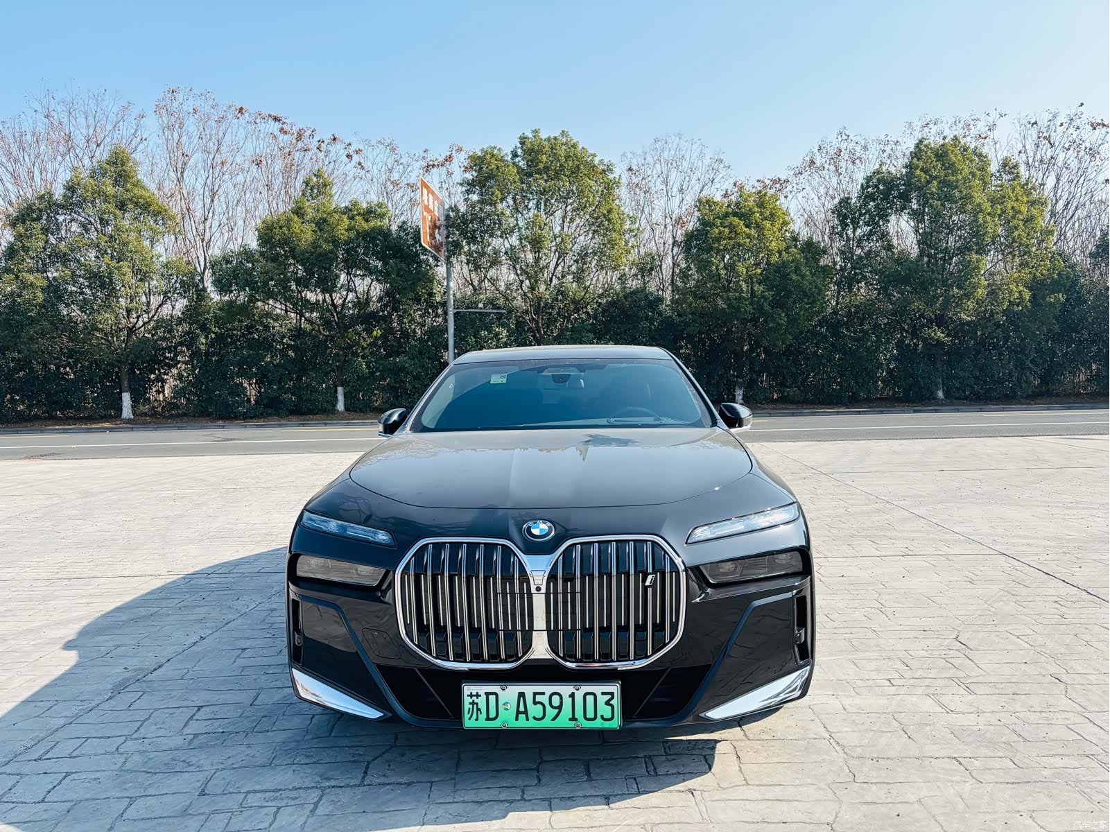 BMW i7, 2023 2