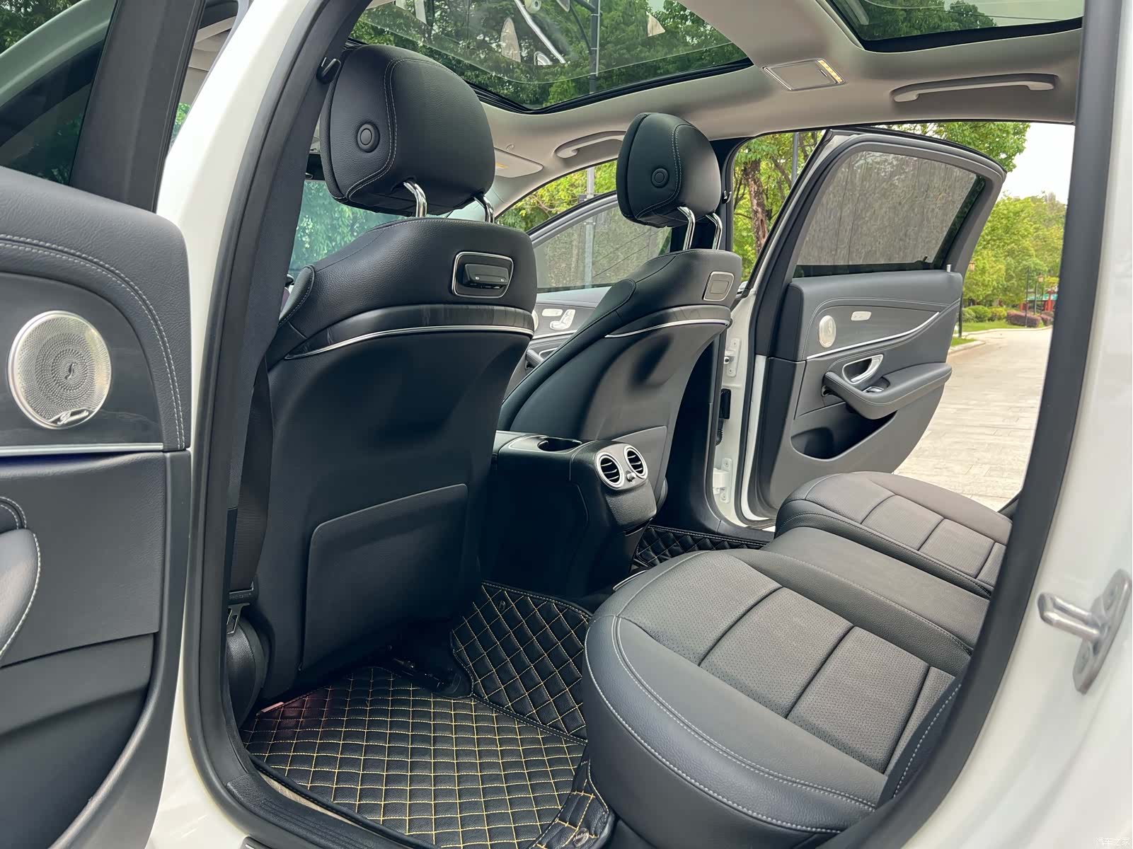 Mercedes-Benz E-Class, 2020 8