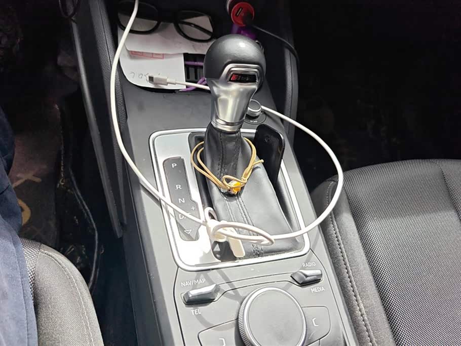 Audi Q2L Audi Q2L