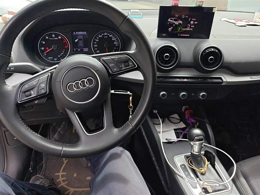 Audi Q2L Audi Q2L