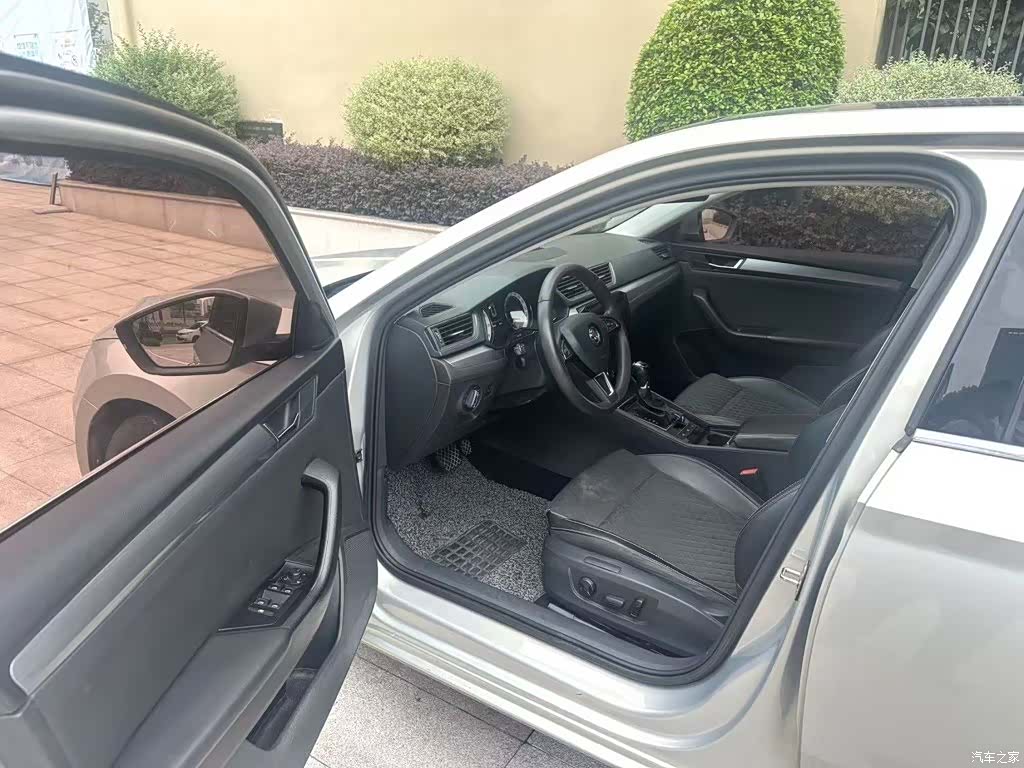 Skoda Superb, 2018 16