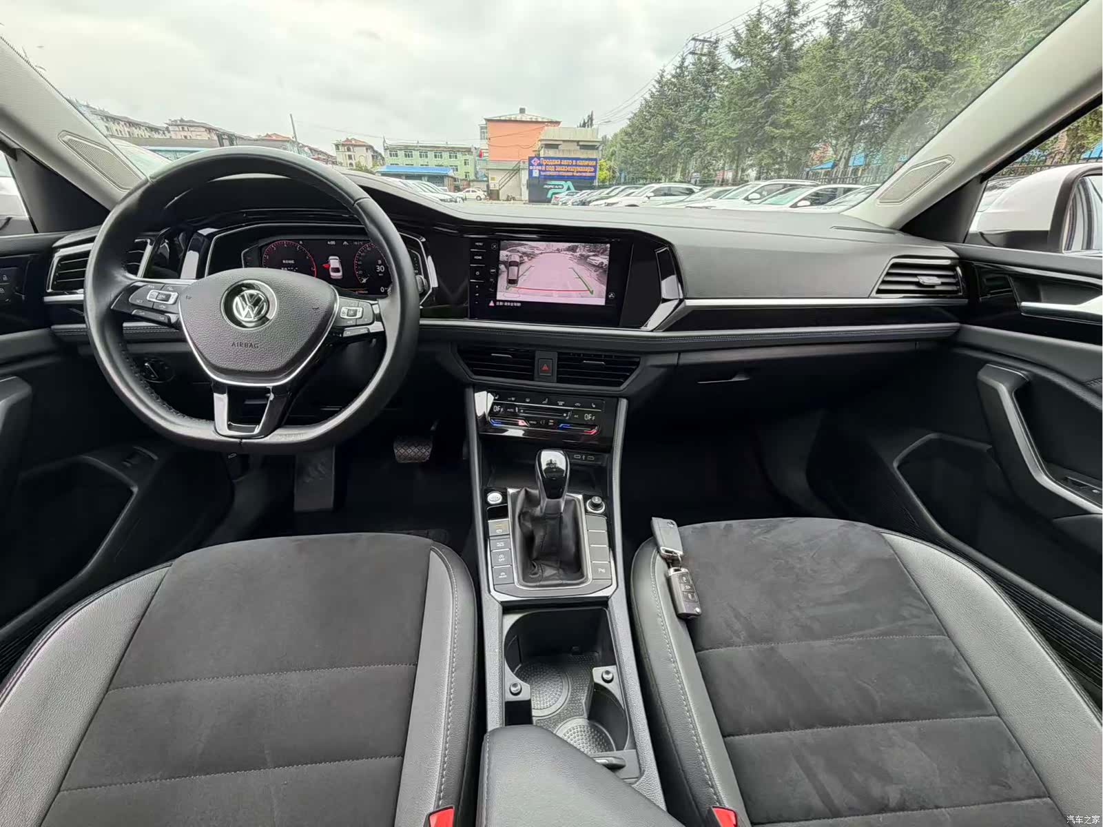 Volkswagen Sagitar, 2022 12